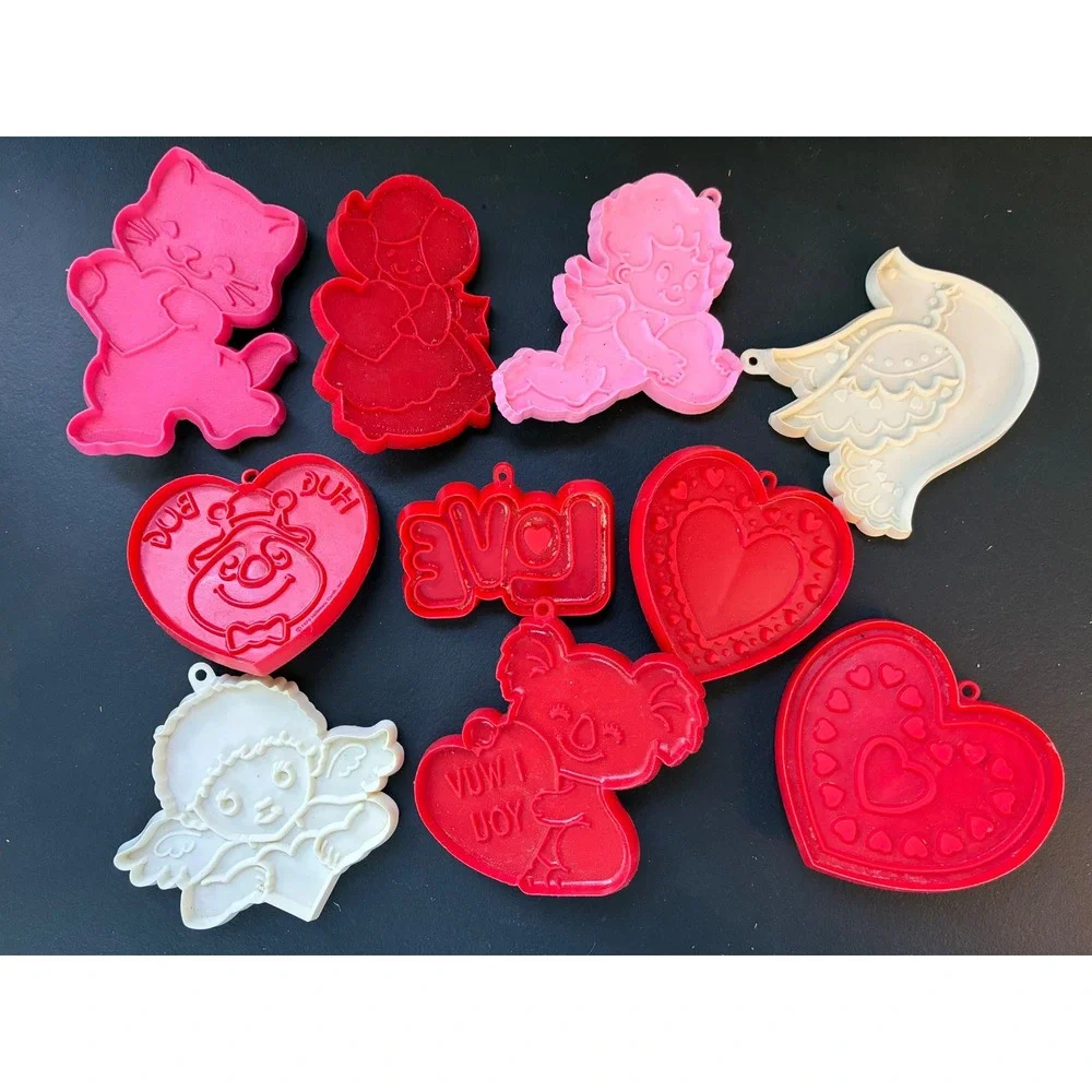 Hallmark Cookie Cutter‎ Lot Valentine Heart Angel Cat Red Pink White Excellent